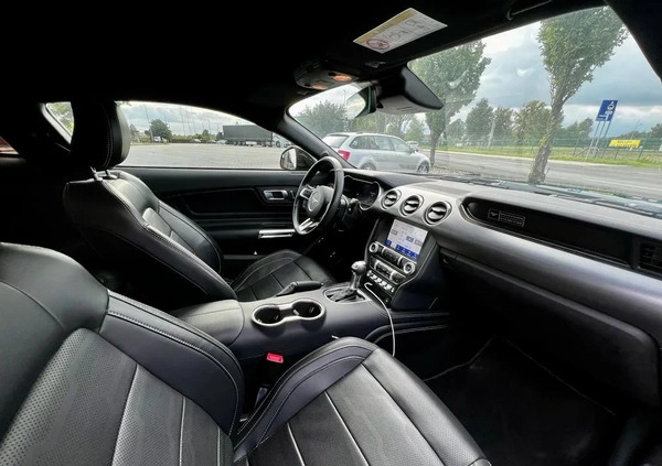 Ford Mustang cena 265000 przebieg: 10000, rok produkcji 2020 z Opole małe 154